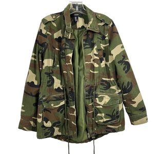 Forever 21 Military print Jacket Size Medium